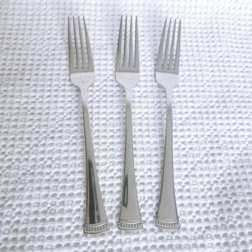 3 Lenox Portola Dinner Forks 18/10 Glossy Stainless Flatware 8 1/4